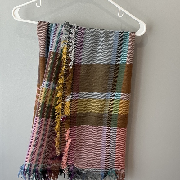 Accessories - Multicolor Plaid Throw Blanket